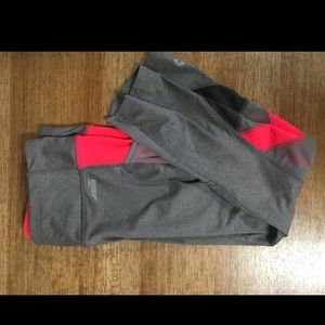 Avia crop leggings